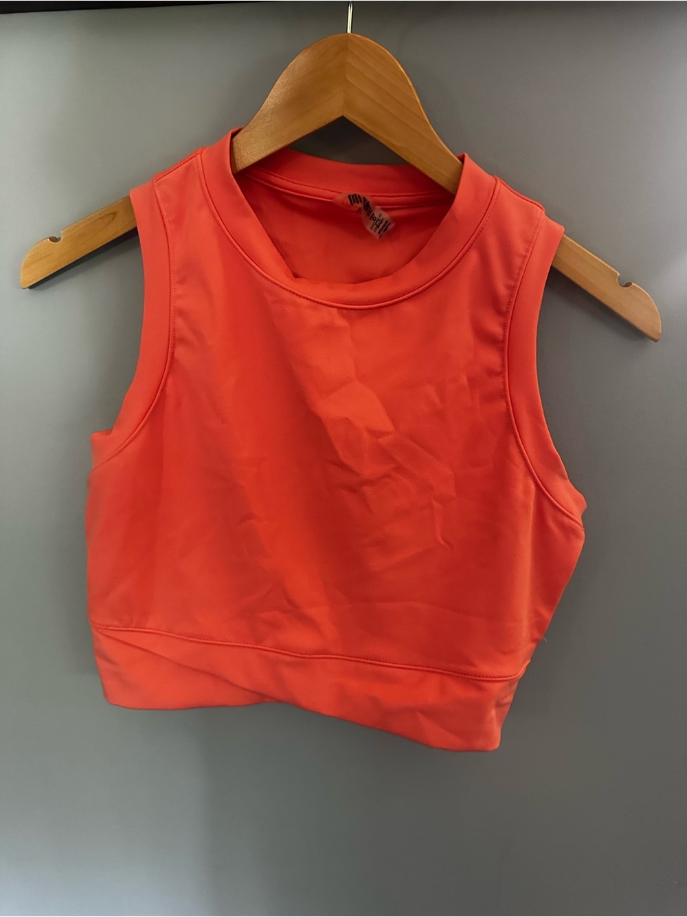 Sleeveless Cropped Tank Top - Orange